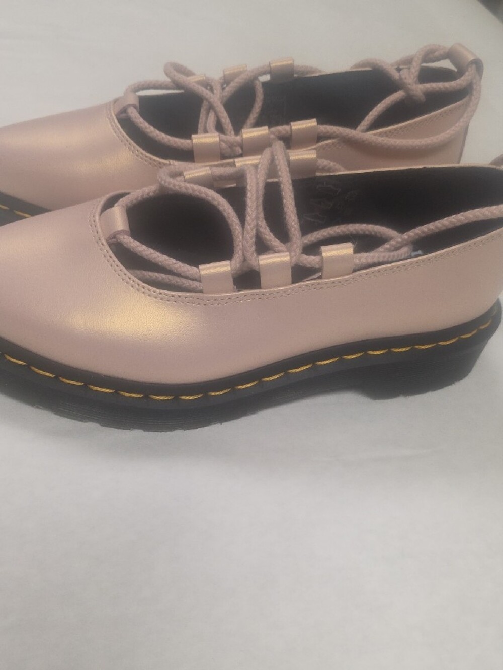 Rare Dr. Martens Metallic Pink Lace-Up Flats Size 6M - Picture 3 of 8